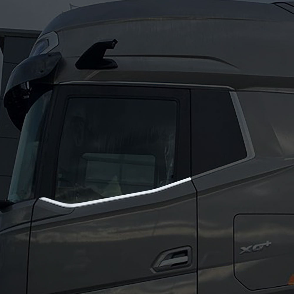FDF179 DAF FOR WINDOW LATH CHROME (PRESSED) XF/XG/XG+ 2021+