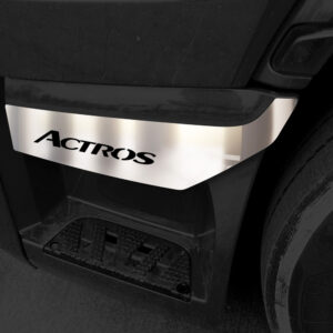 FME161 MERCEDES-BENZ TOP OF STEP CHROME ACTROS MP4/MP5